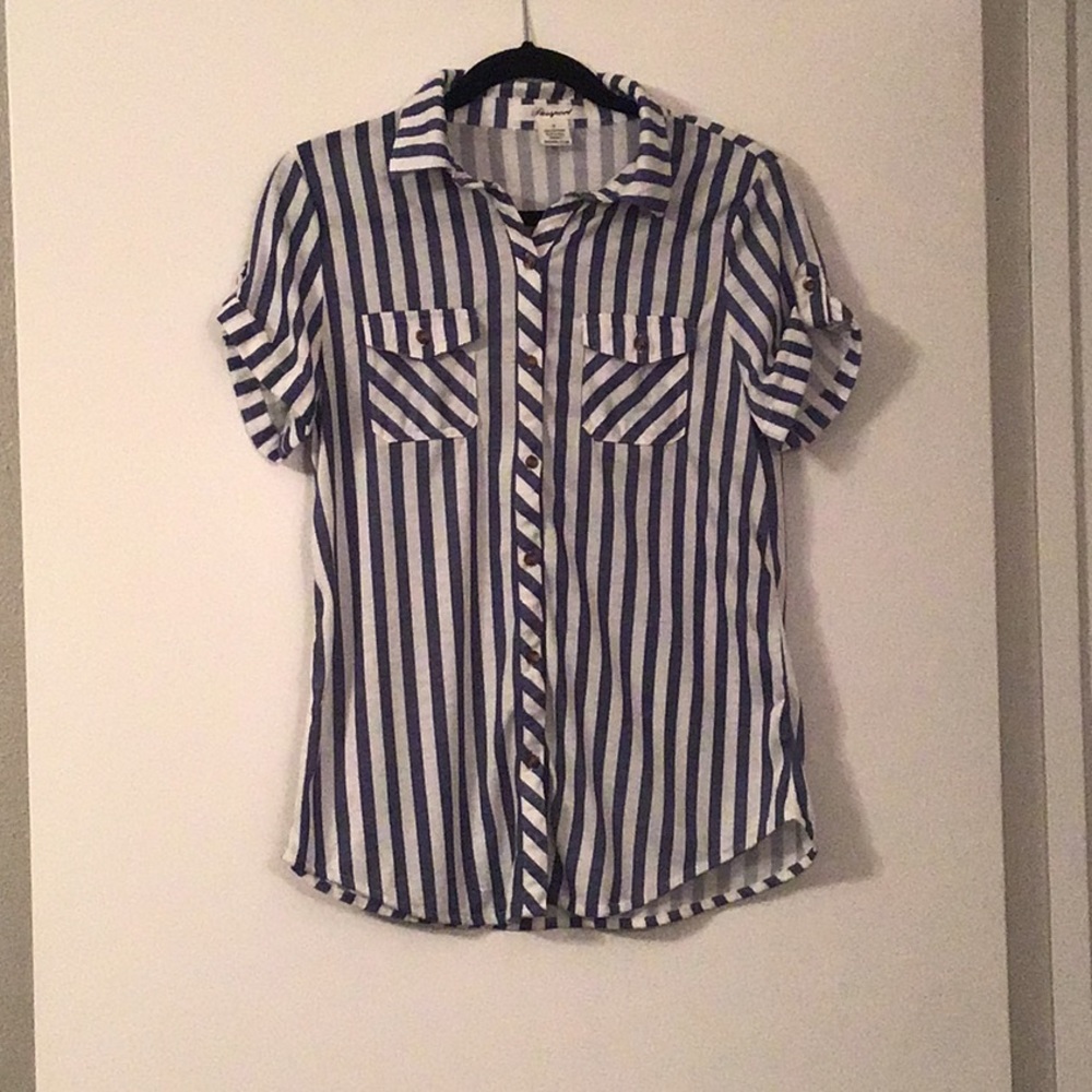 🌺Spring🌺Blue And White Stripe Button-Down - Picture 2 of 7